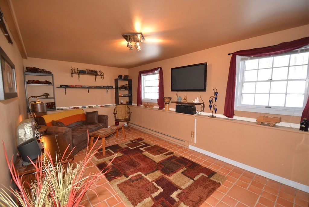 10 Flat Hills Road Amherst, MA 01002 - Photo 20 of 30