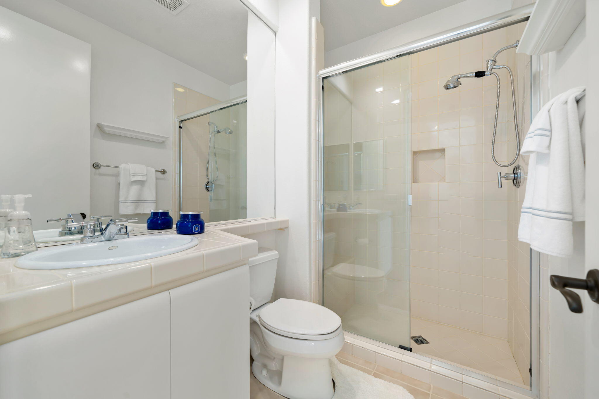207 Loch Lomond Road Rancho Mirage, CA 92270 - Photo 29 of 50 a bathroom with a sink toilet and shower