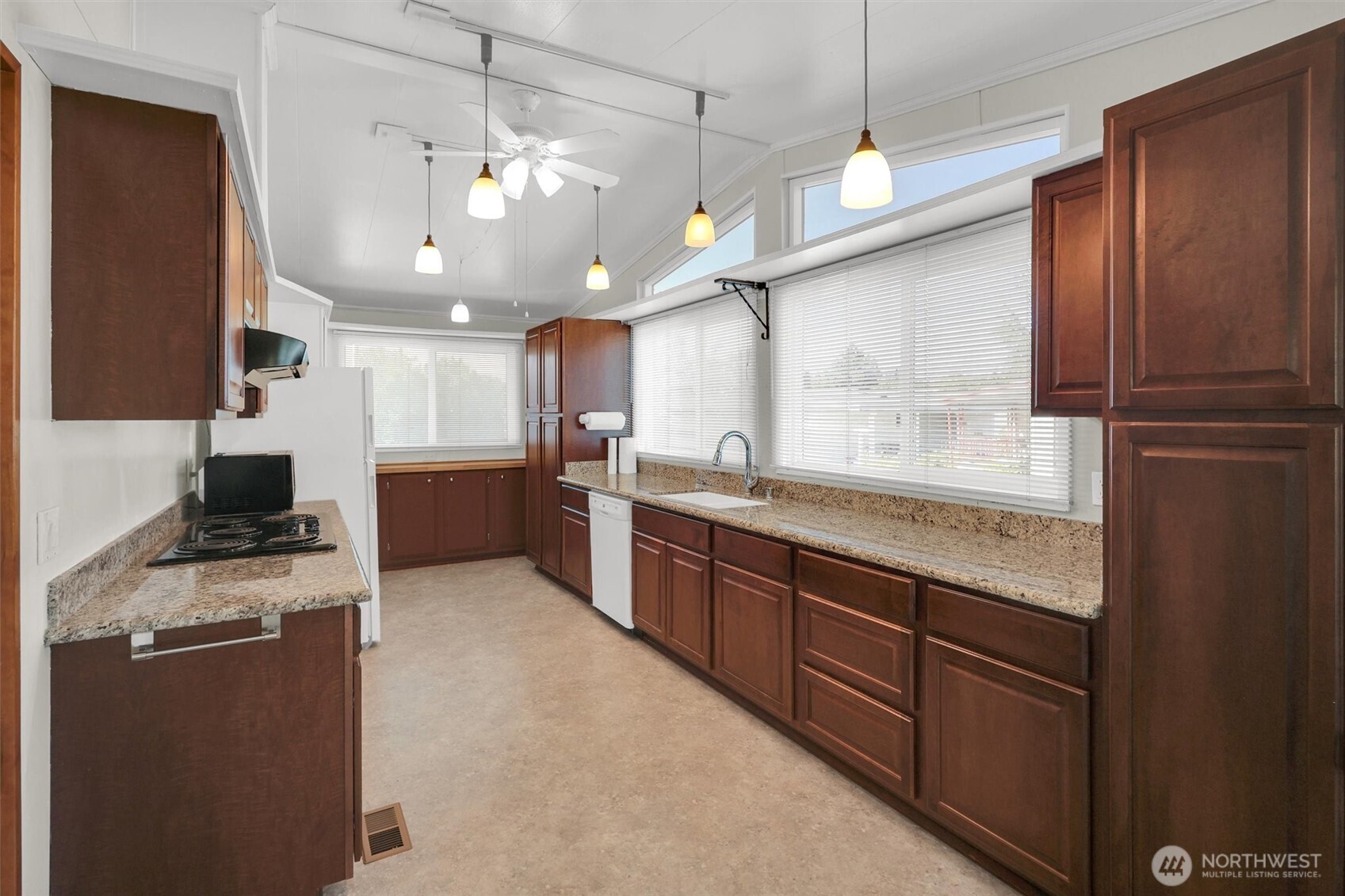 11436 Southeast 208th Street, Unit 153 Kent, WA 98031 - Photo 13 of 40