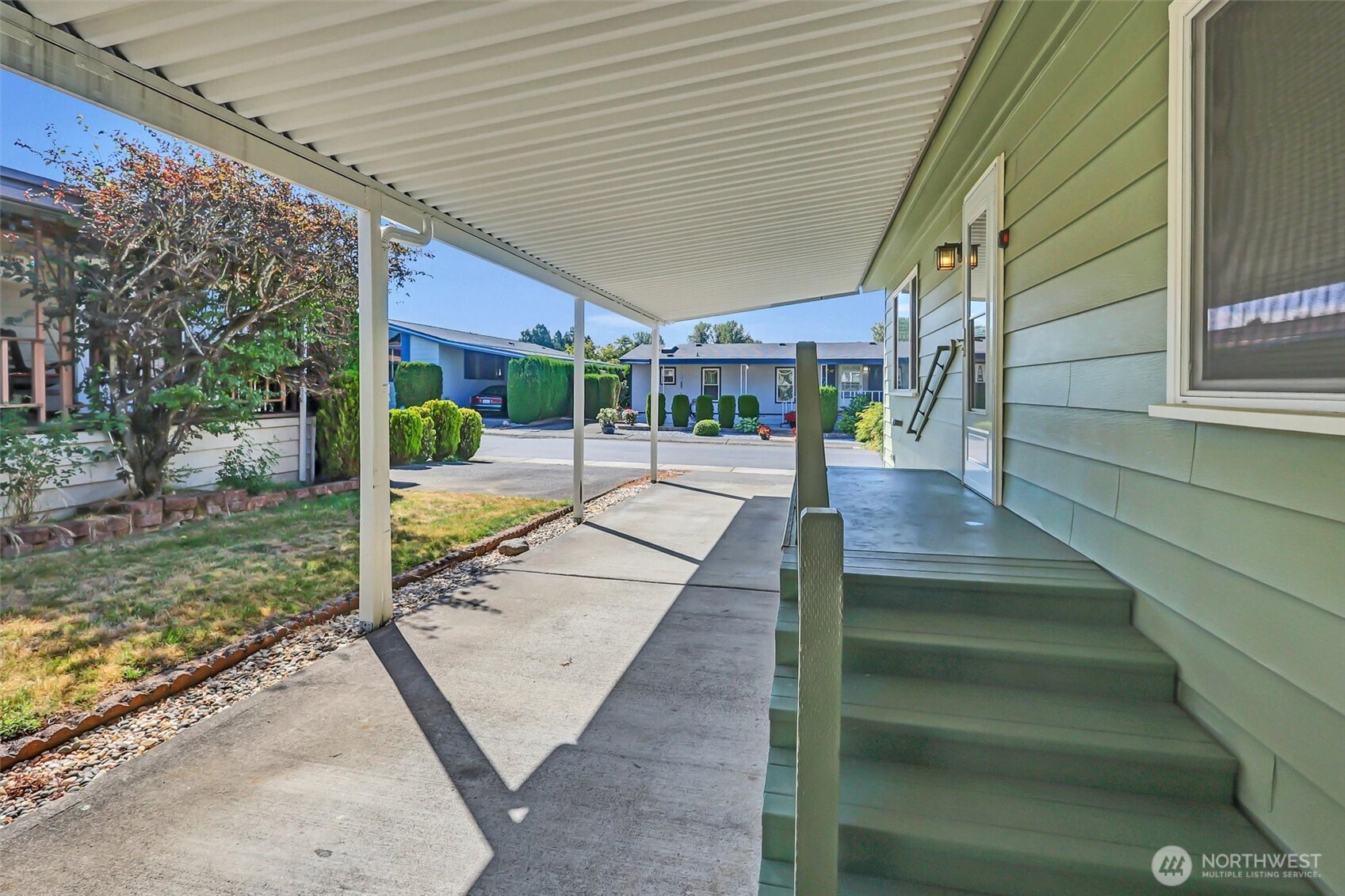 11436 Southeast 208th Street, Unit 153 Kent, WA 98031 - Photo 7 of 40