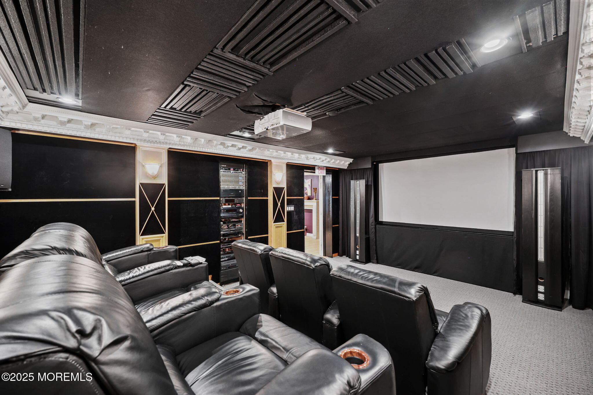 28 Pond View Circle Barnegat, NJ 08005 - Photo 21 of 49 a living room with furniture