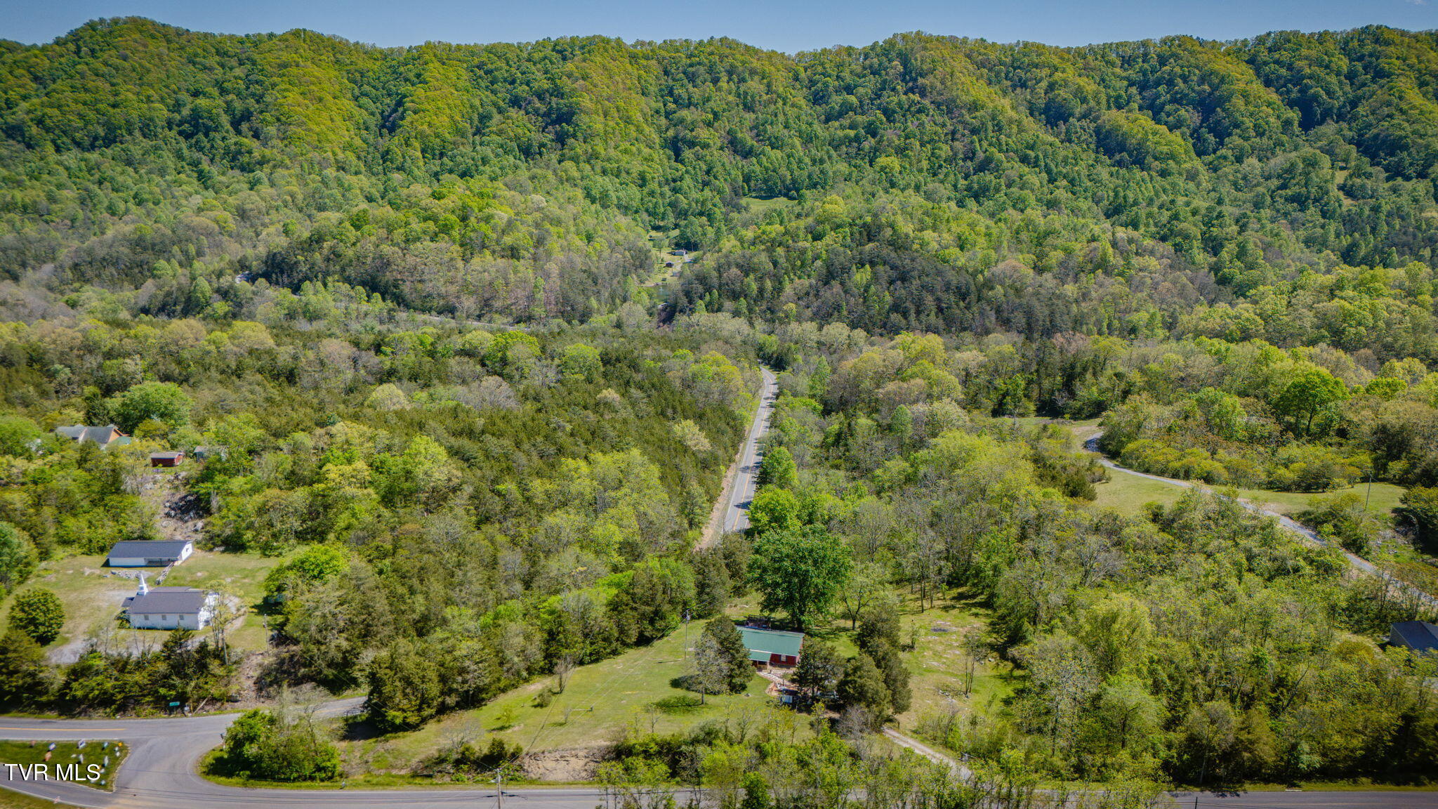 111 Clinch Valley Road Eidson, TN 37731 - Photo 32 of 36 102