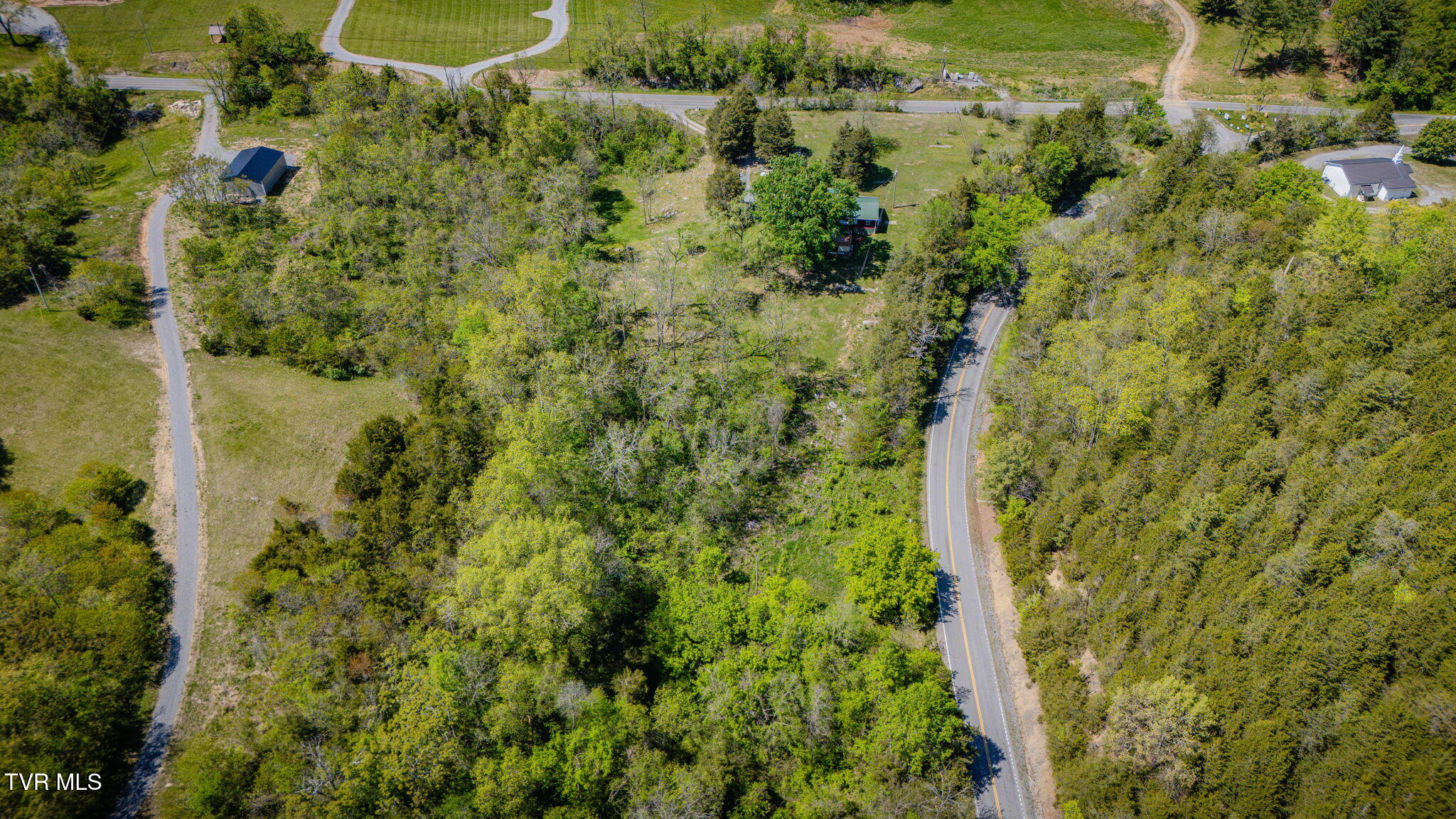 111 Clinch Valley Road Eidson, TN 37731 - Photo 33 of 36 103