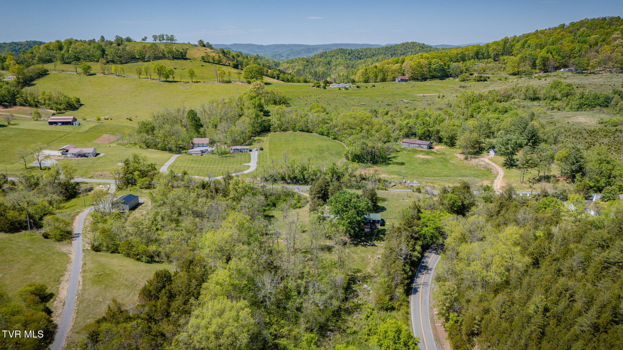 111 Clinch Valley Road Eidson, TN 37731 - Photo 34 of 36 104