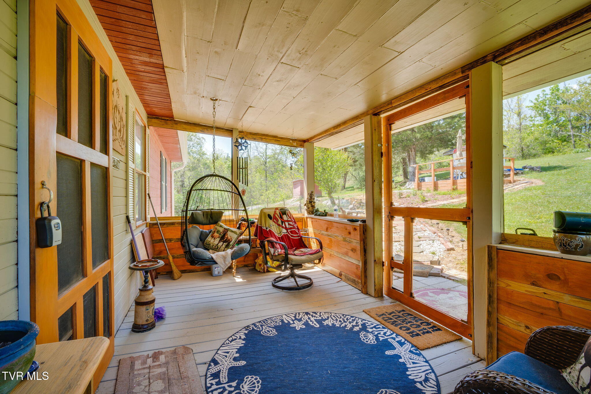 111 Clinch Valley Road Eidson, TN 37731 - Photo 4 of 36 004