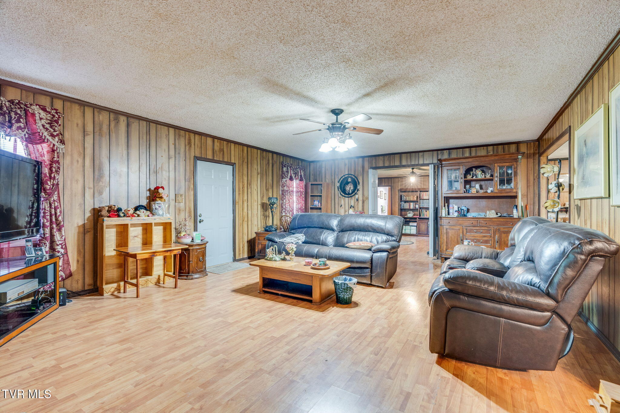 111 Clinch Valley Road Eidson, TN 37731 - Photo 8 of 36 007