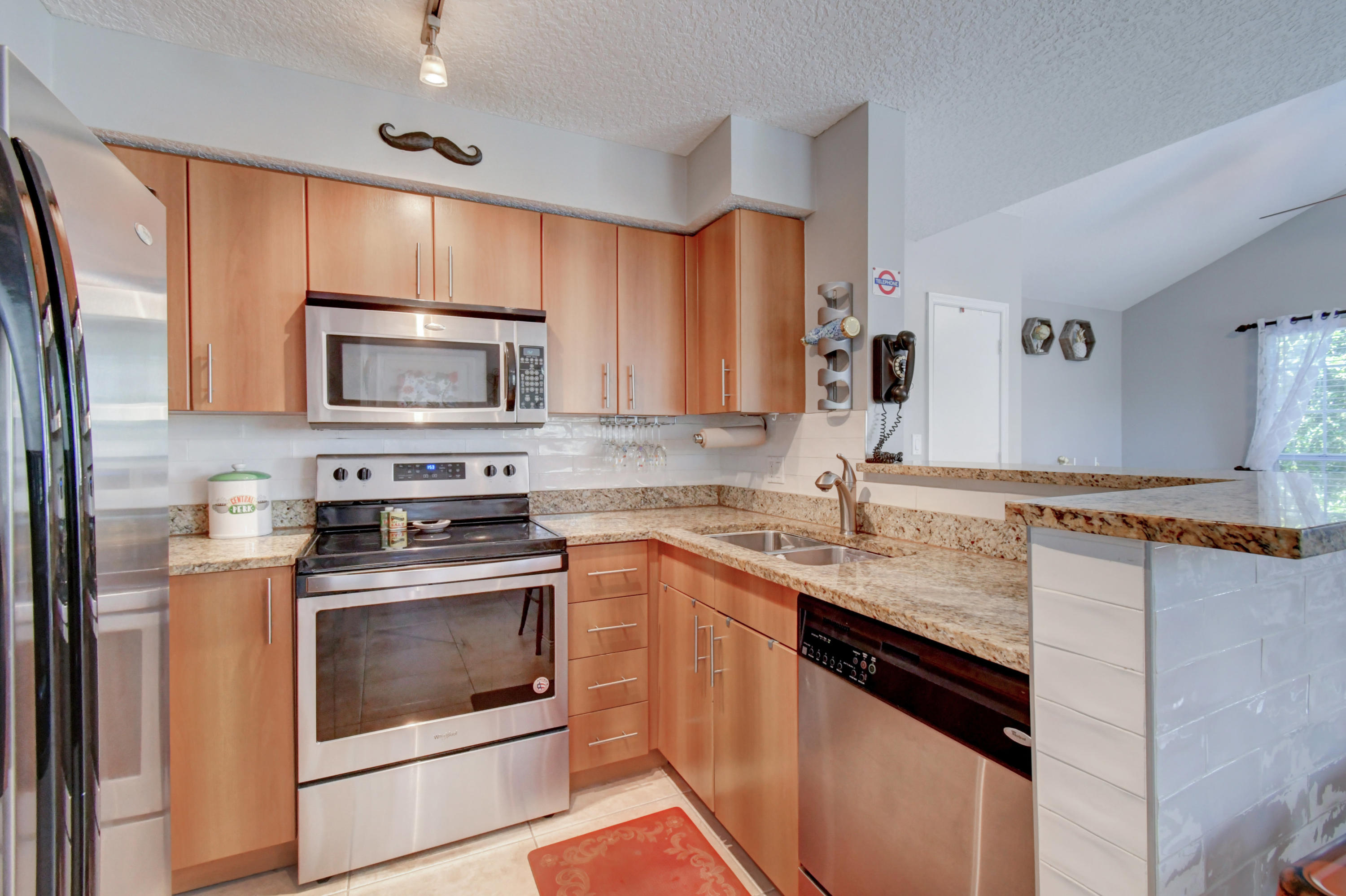1020 Crystal Way, Unit J Delray Beach, FL 33444 - Photo 19 of 33 38_dsc_3765_6_7_8_9