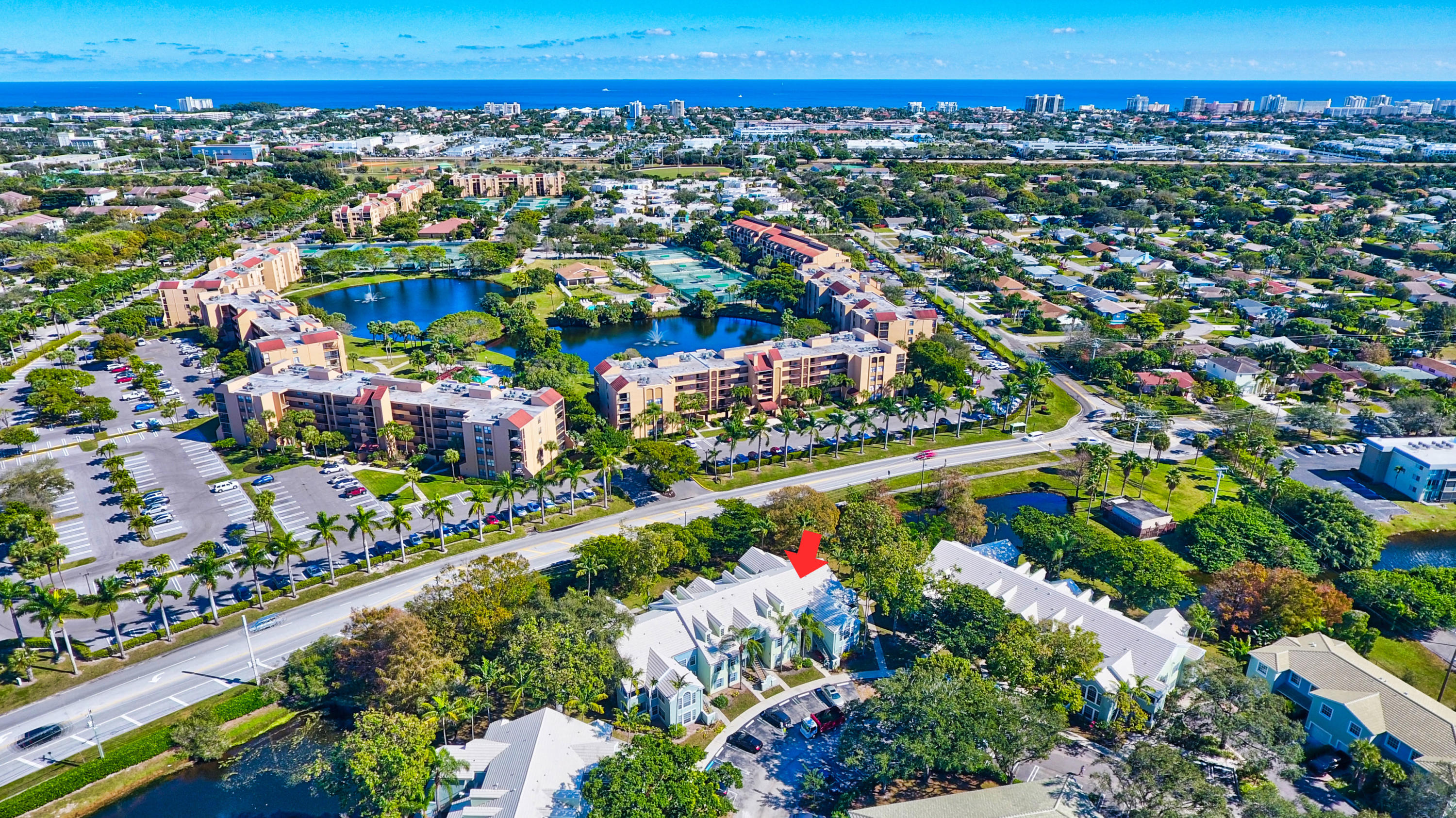 1020 Crystal Way, Unit J Delray Beach, FL 33444 - Photo 2 of 33 07_dji_0166_67_68_69_70