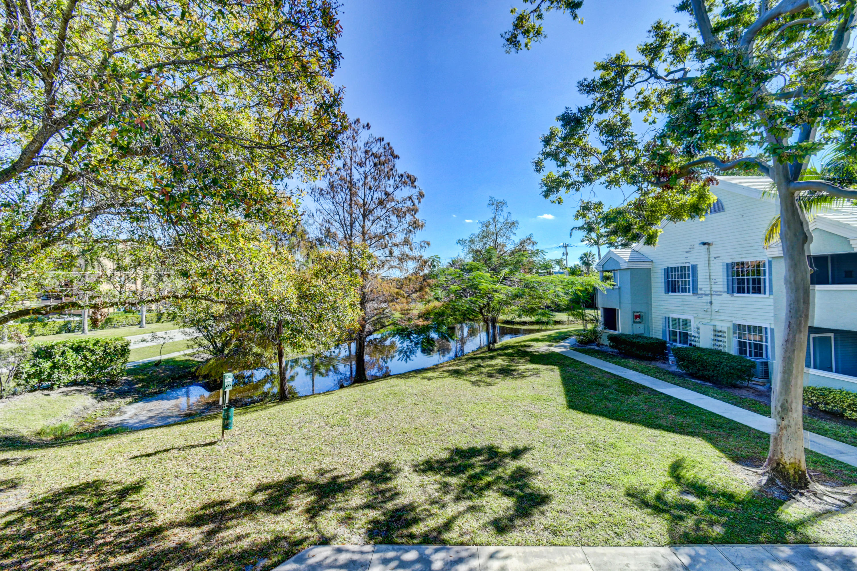 1020 Crystal Way, Unit J Delray Beach, FL 33444 - Photo 26 of 33 52_dsc_3820_1_2_3_4