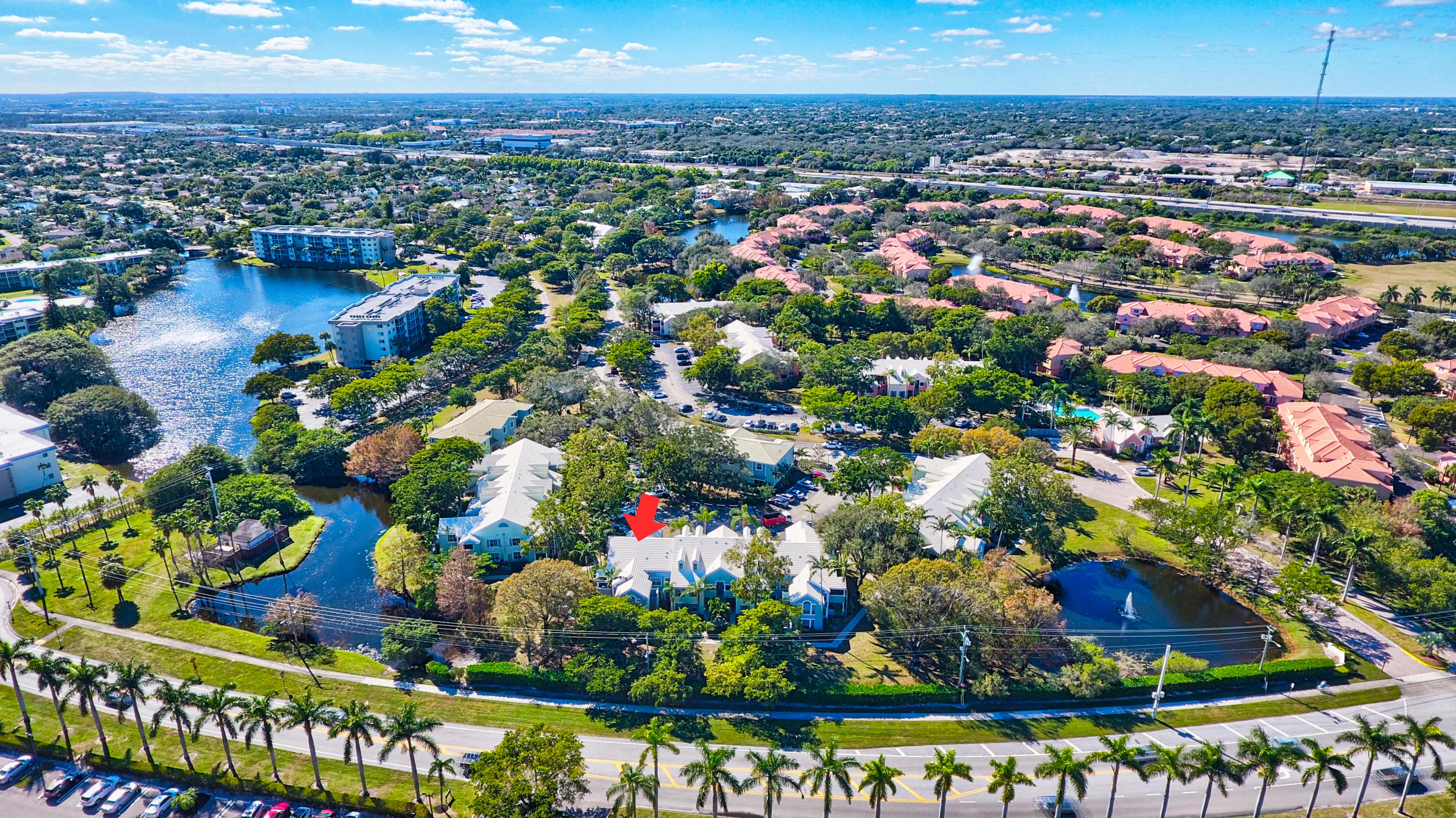 1020 Crystal Way, Unit J Delray Beach, FL 33444 - Photo 4 of 33 10_dji_0181_2_3_4_5