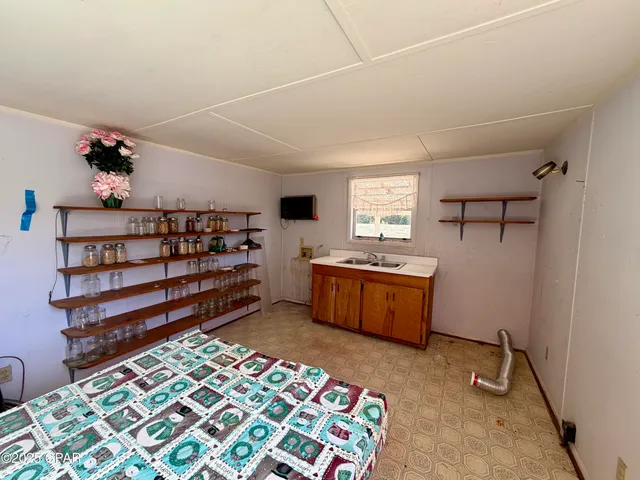 $179,900 | 2797 Salem Church Road, Sneads, FL 32460