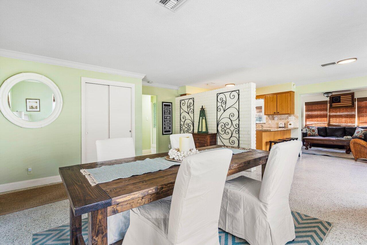 1130 Southwest 17th Street Boca Raton, FL 33486 - Photo 6 of 34 Toward kitchen