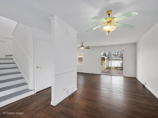 $499,000 | 285 East 1st Street, Elmhurst, IL 60126