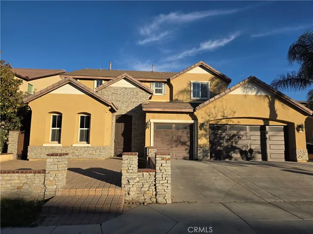 $569,900 | 537 Peregrine Lane, San Jacinto, CA 92582