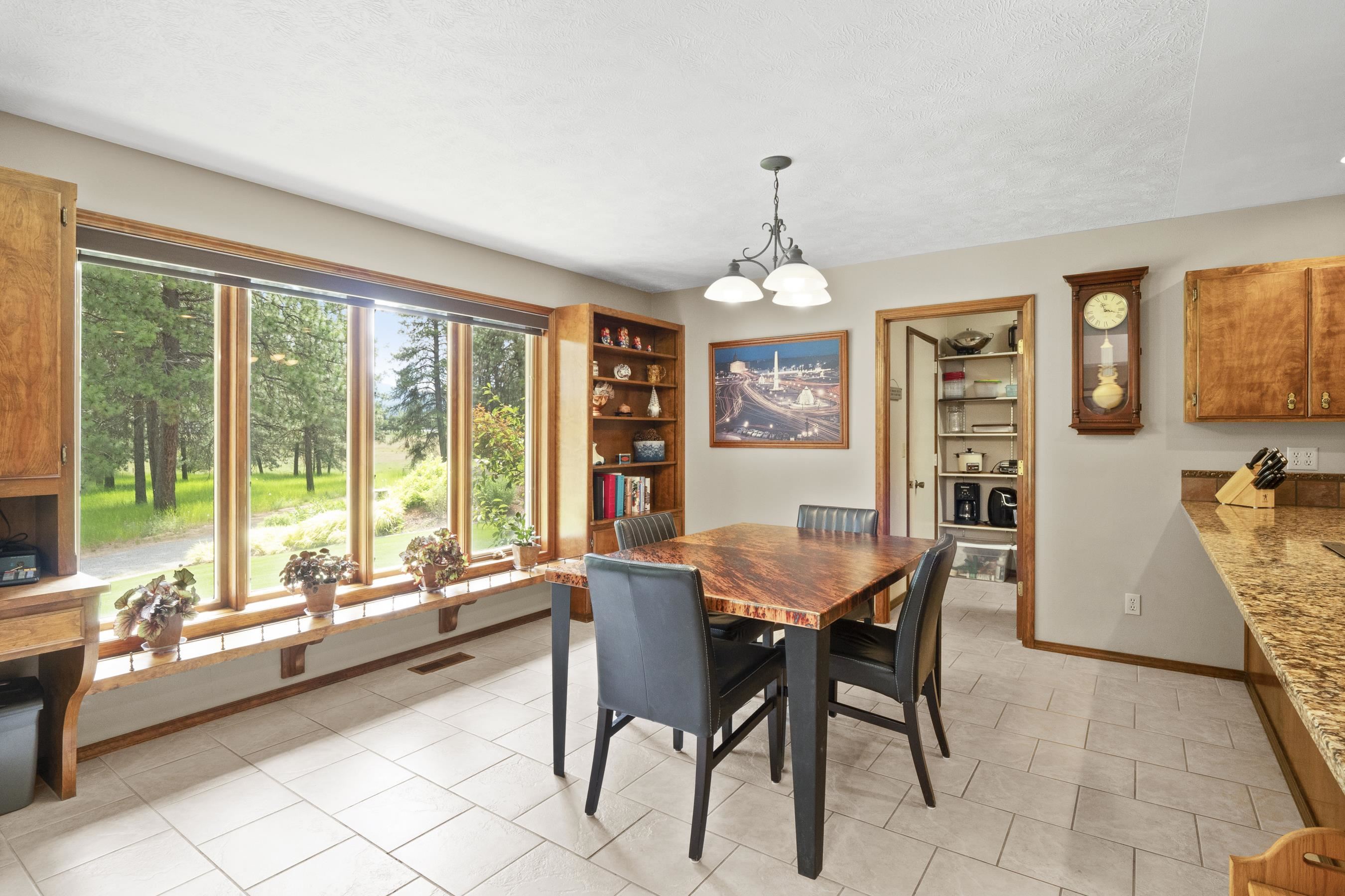 4408 South Conklin Road Greenacres, WA 99016 - Photo 12 of 50 Gallery Image 12