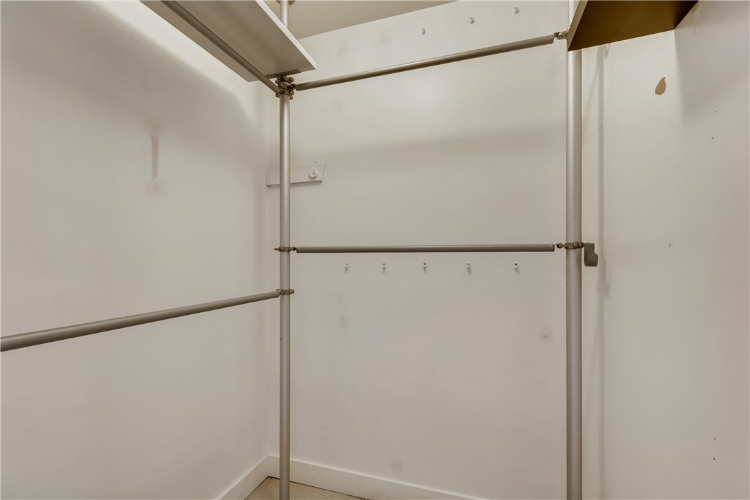 710 Colorado Street, Unit 4J Austin, TX 78701 - Photo 16 of 37 Walk in closet