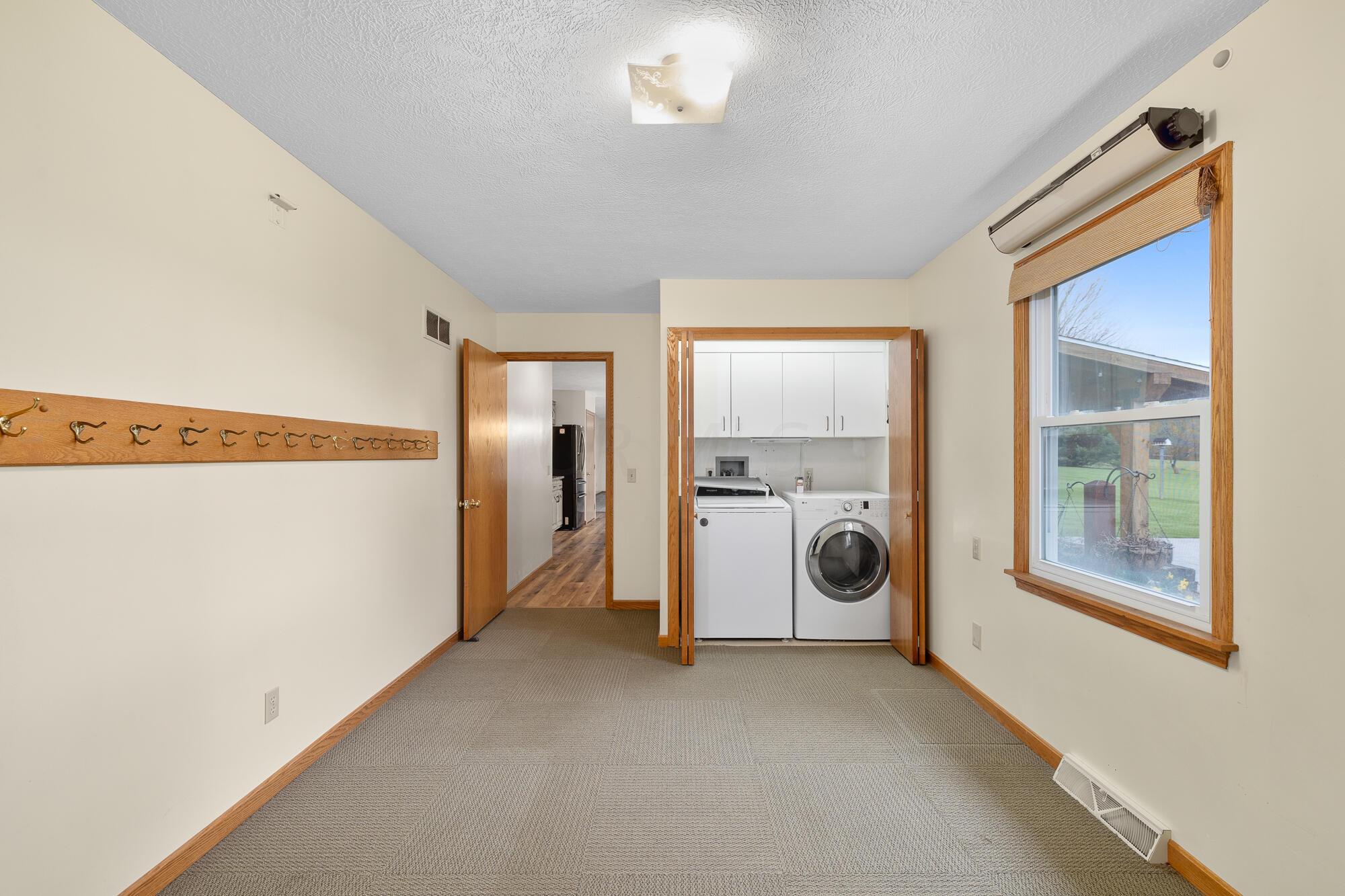 465 Smith Road Bellville, OH 44813 - Photo 15 of 54 int-laundry-1