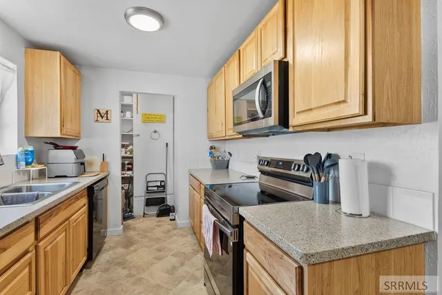 $319,000 | 632 Wildrose Lane, Blackfoot, ID 83221