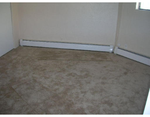 295 Shirley Street, Unit 2 Winthrop, MA 02152 - Photo 11 of 12 a view of an empty room