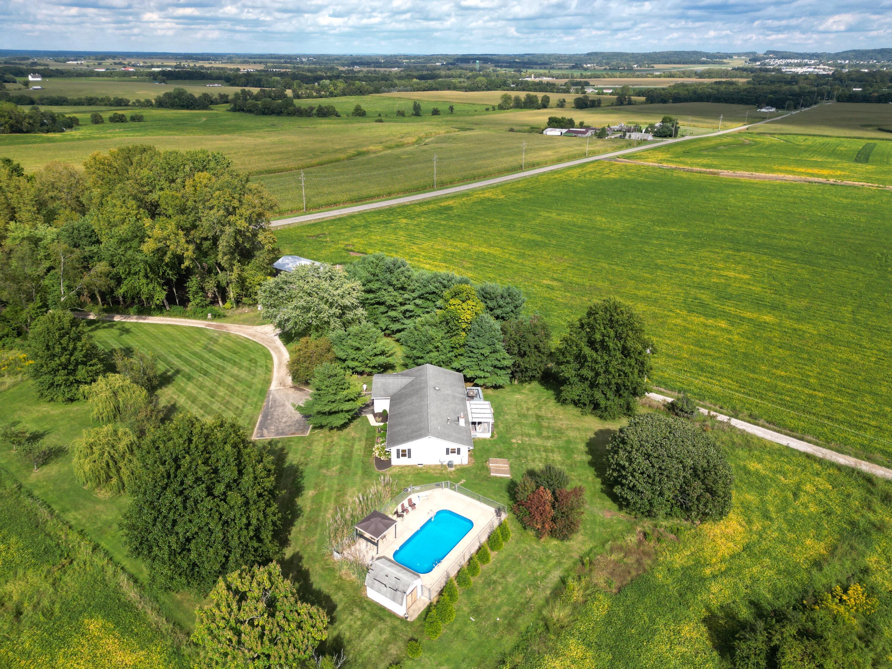 5039 Lithopolis Road Northwest Lancaster, OH 43130 - Photo 17 of 29 3