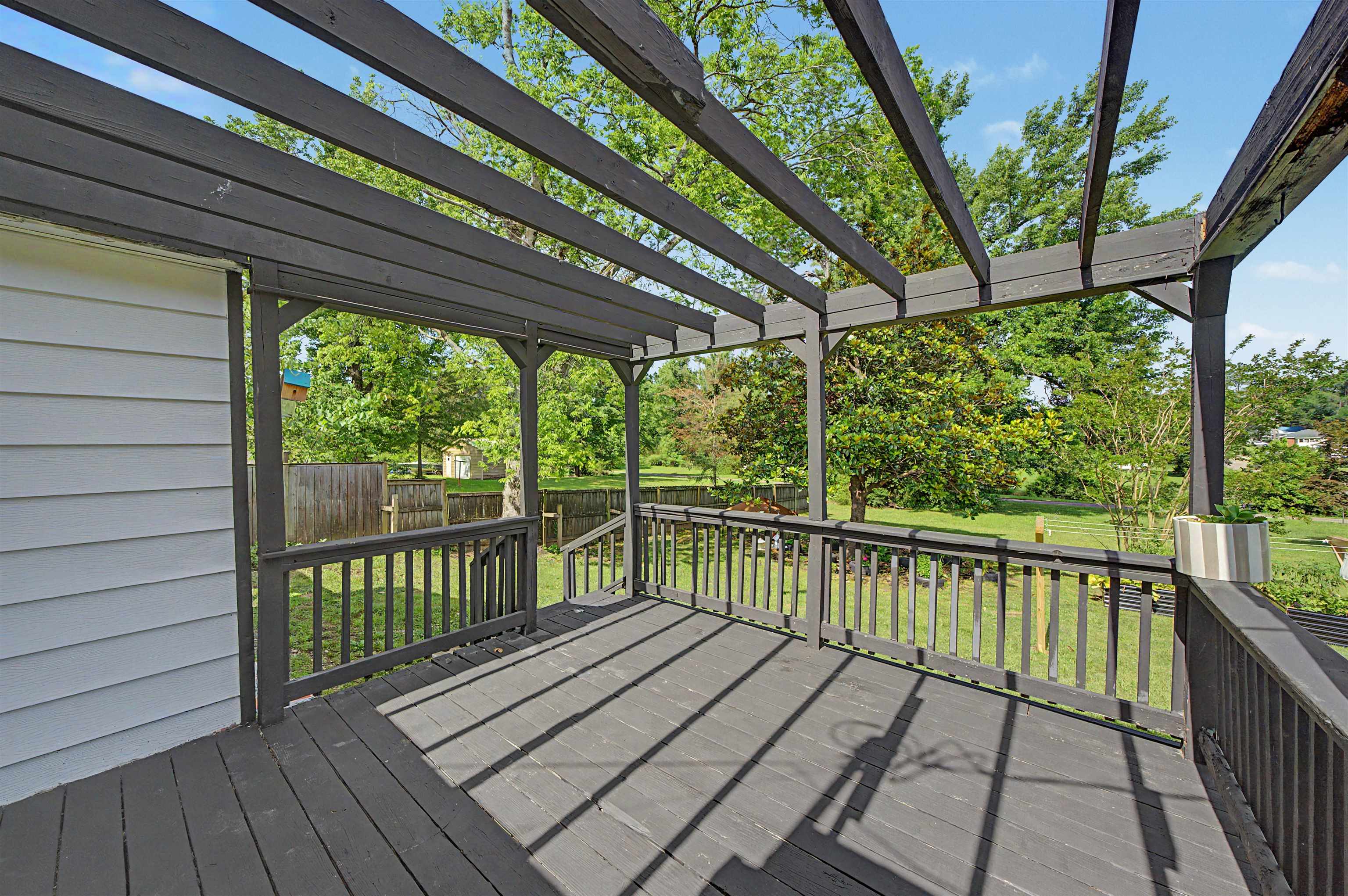 201 Walnut Street Adamsville, TN 38310 - Photo 25 of 26 Deck