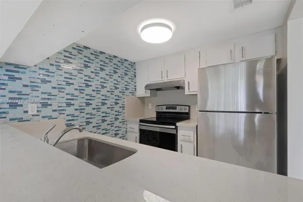 $2,600 | 9827 Northwest 37th Street, Unit 4F, Sunrise, FL 33351