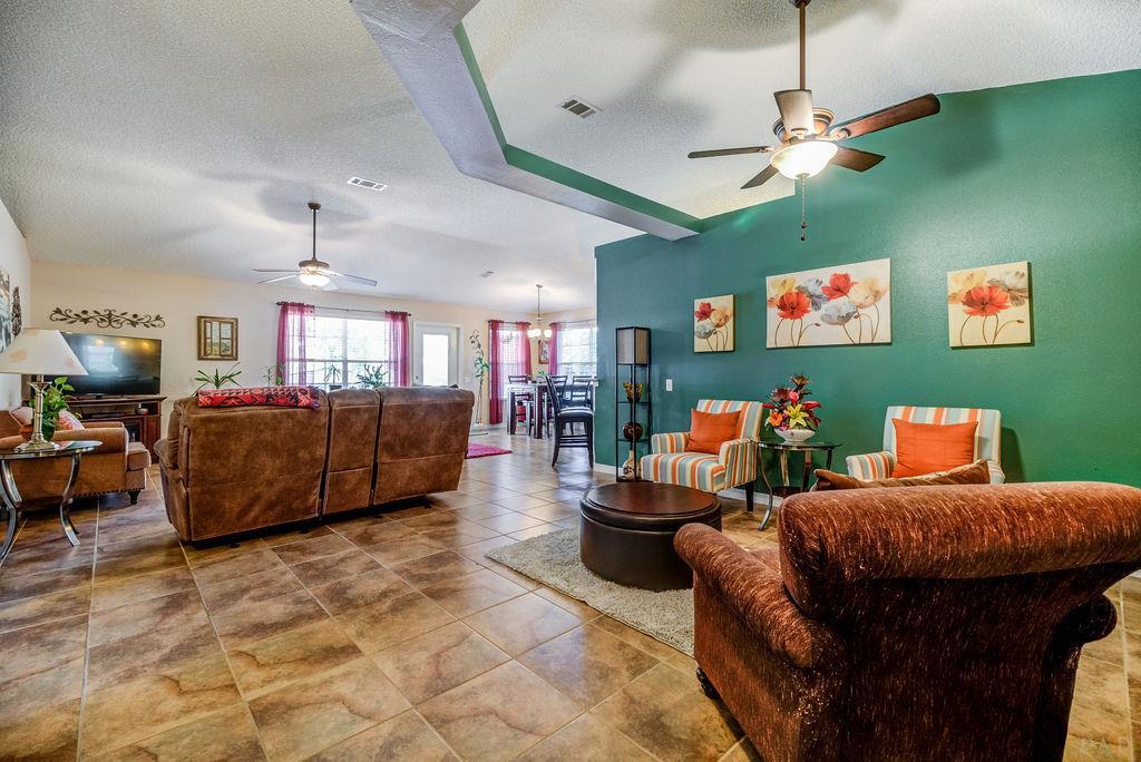 6475 Surfside Cove Gulf Breeze, FL 32563 - Photo 13 of 49