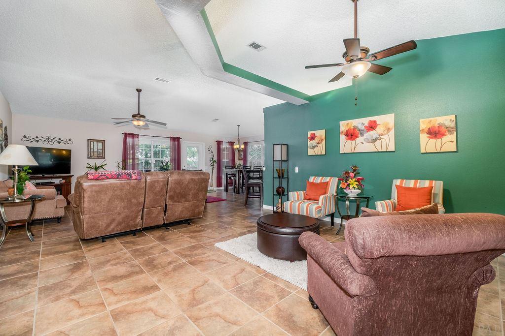 6475 Surfside Cove Gulf Breeze, FL 32563 - Photo 14 of 49