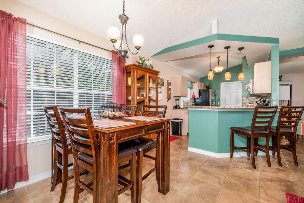 6475 Surfside Cove Gulf Breeze, FL 32563 - Photo 18 of 49