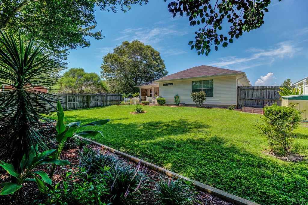 6475 Surfside Cove Gulf Breeze, FL 32563 - Photo 38 of 49