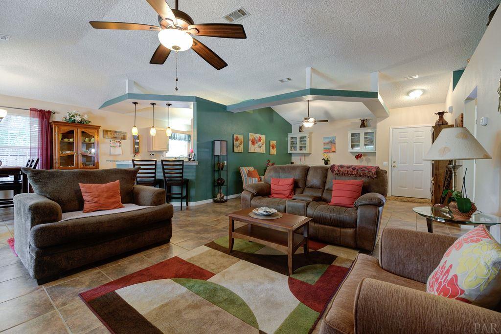 6475 Surfside Cove Gulf Breeze, FL 32563 - Photo 8 of 49