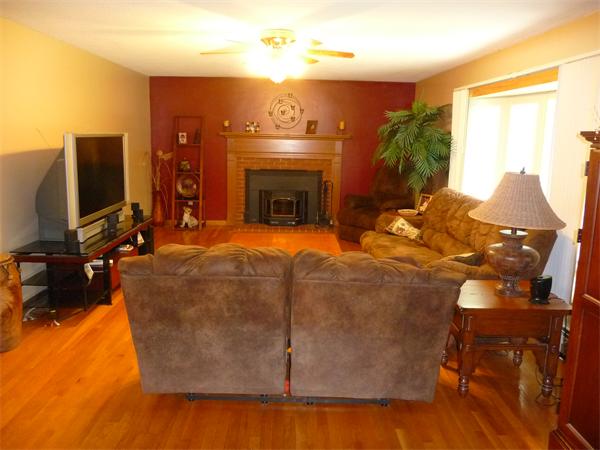 3 Hastings Road Spencer, MA 01562 - Photo 6 of 30 Gallery Image 6
