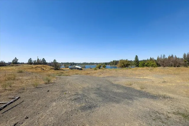 $1,350,000 | 9212 South Silver Lake Avenue, Medical Lake, WA 99022