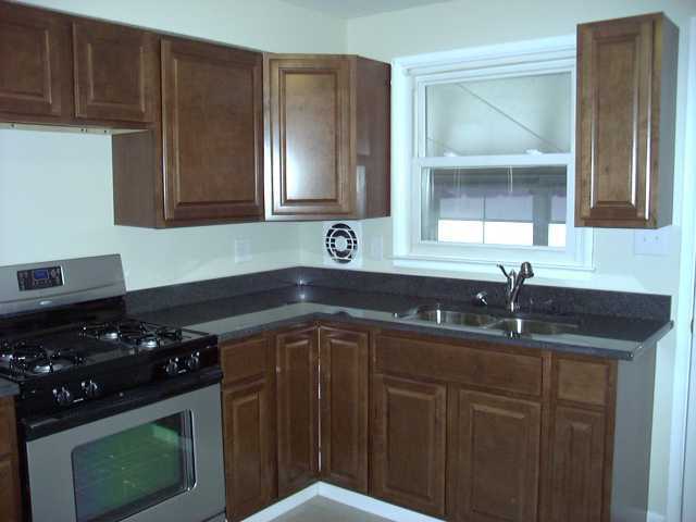 2053 Case Road Columbus, OH 43224 - Photo 4 of 14