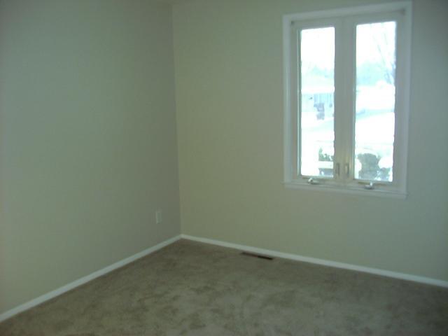 2053 Case Road Columbus, OH 43224 - Photo 10 of 14