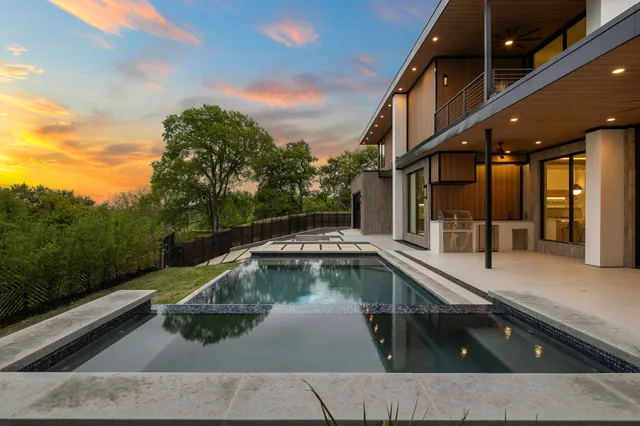 $18,000 | 2401 Oakhaven Circle, Austin, TX 78704