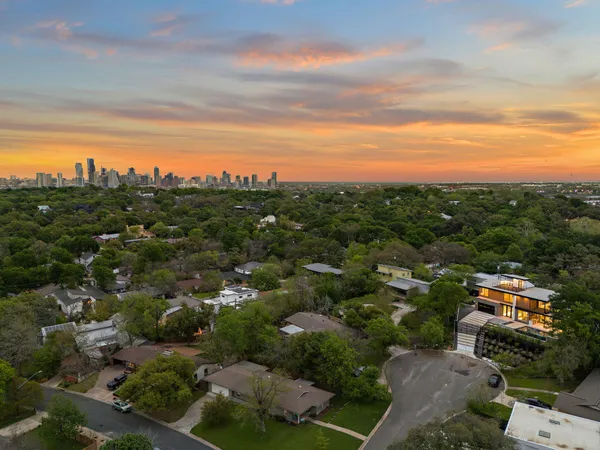 $18,000 | 2401 Oakhaven Circle, Austin, TX 78704