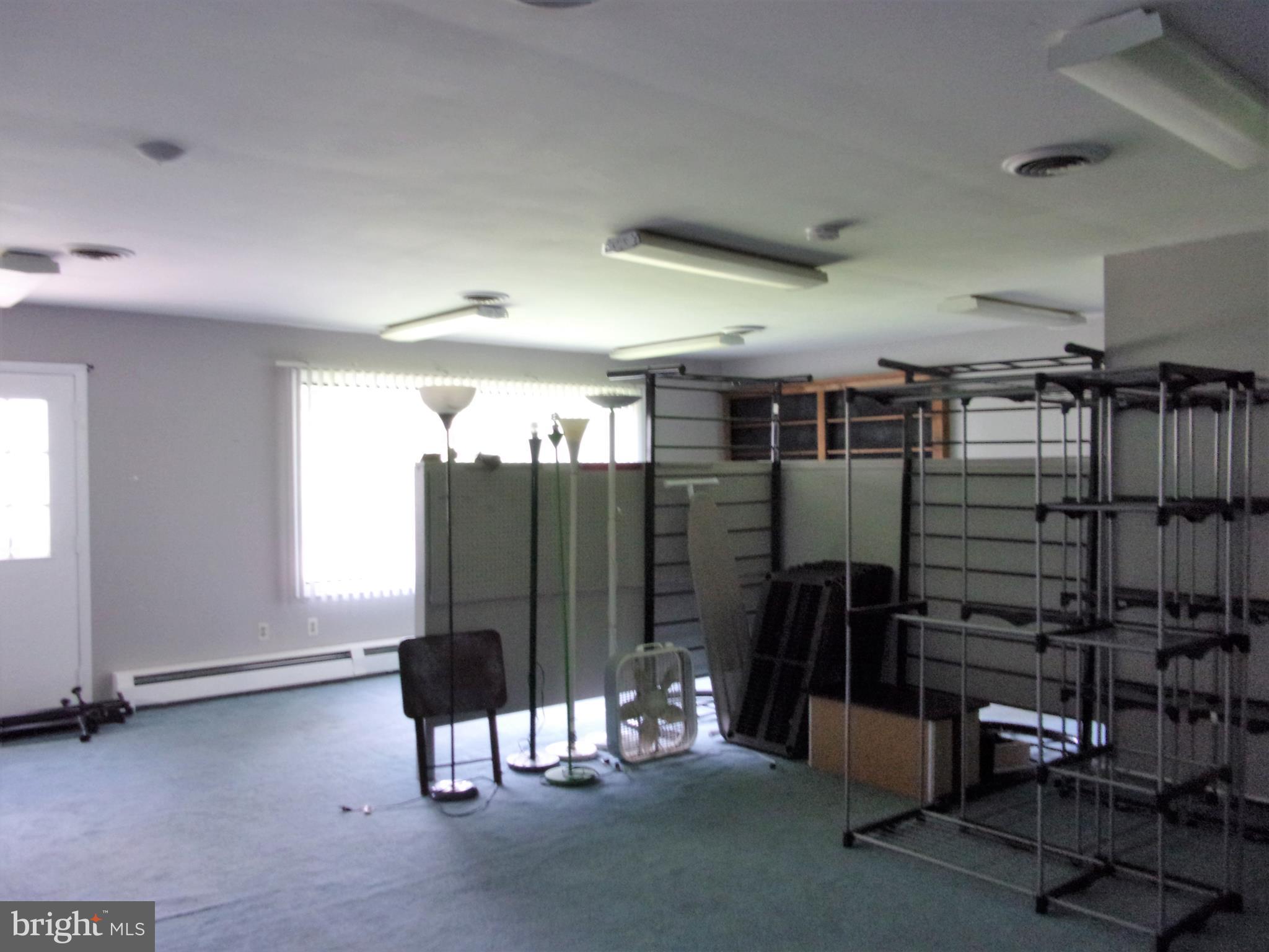 1048 Chews Landing Road Clementon, NJ 08021 - Photo 14 of 19