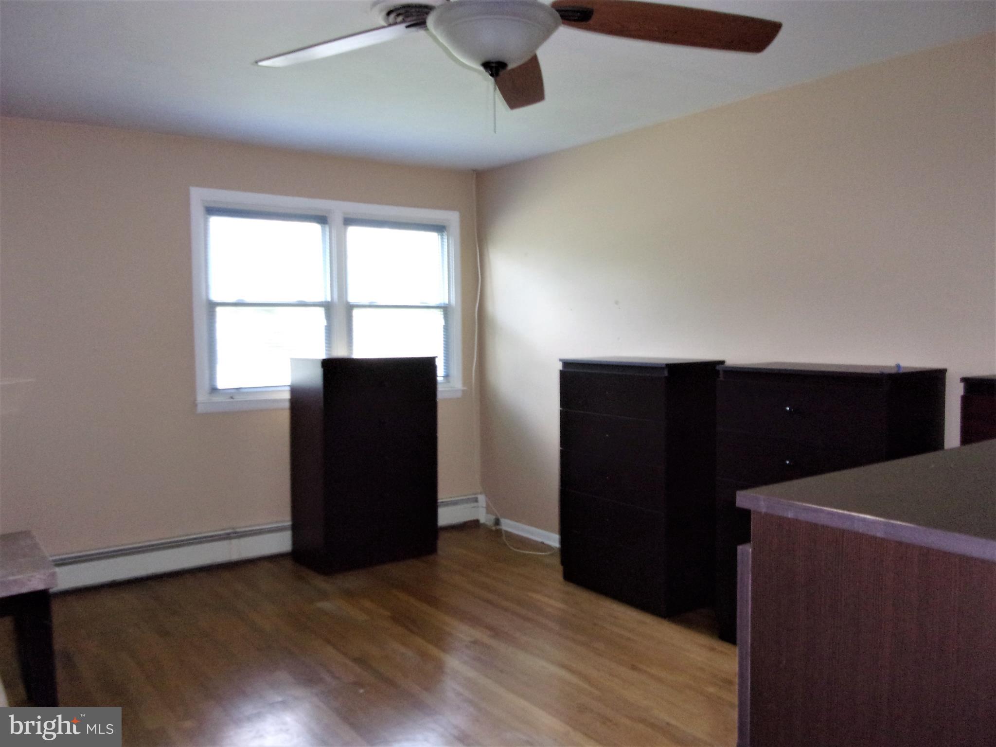 1048 Chews Landing Road Clementon, NJ 08021 - Photo 8 of 19