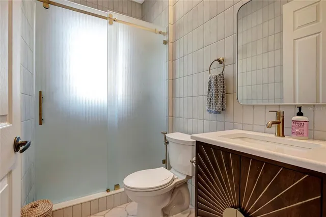 $900,000 | 9317 Lisbon Street, Seffner, FL 33584