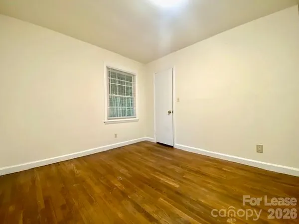 $1,550 | 755 Harwyn Drive, Charlotte, NC 28215