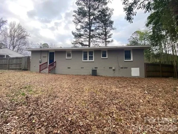 $1,550 | 755 Harwyn Drive, Charlotte, NC 28215