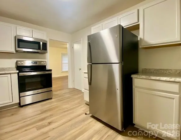 $1,550 | 755 Harwyn Drive, Charlotte, NC 28215