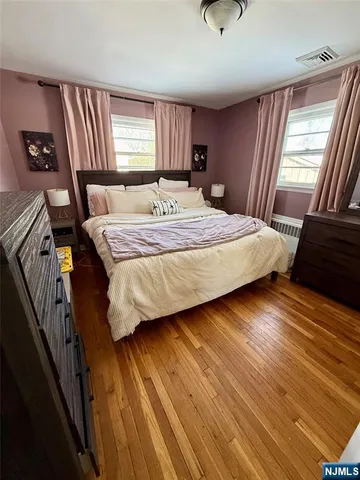 $699,999 | 44 Leonard Drive, Waldwick, NJ 07463