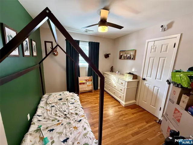 $699,999 | 44 Leonard Drive, Waldwick, NJ 07463