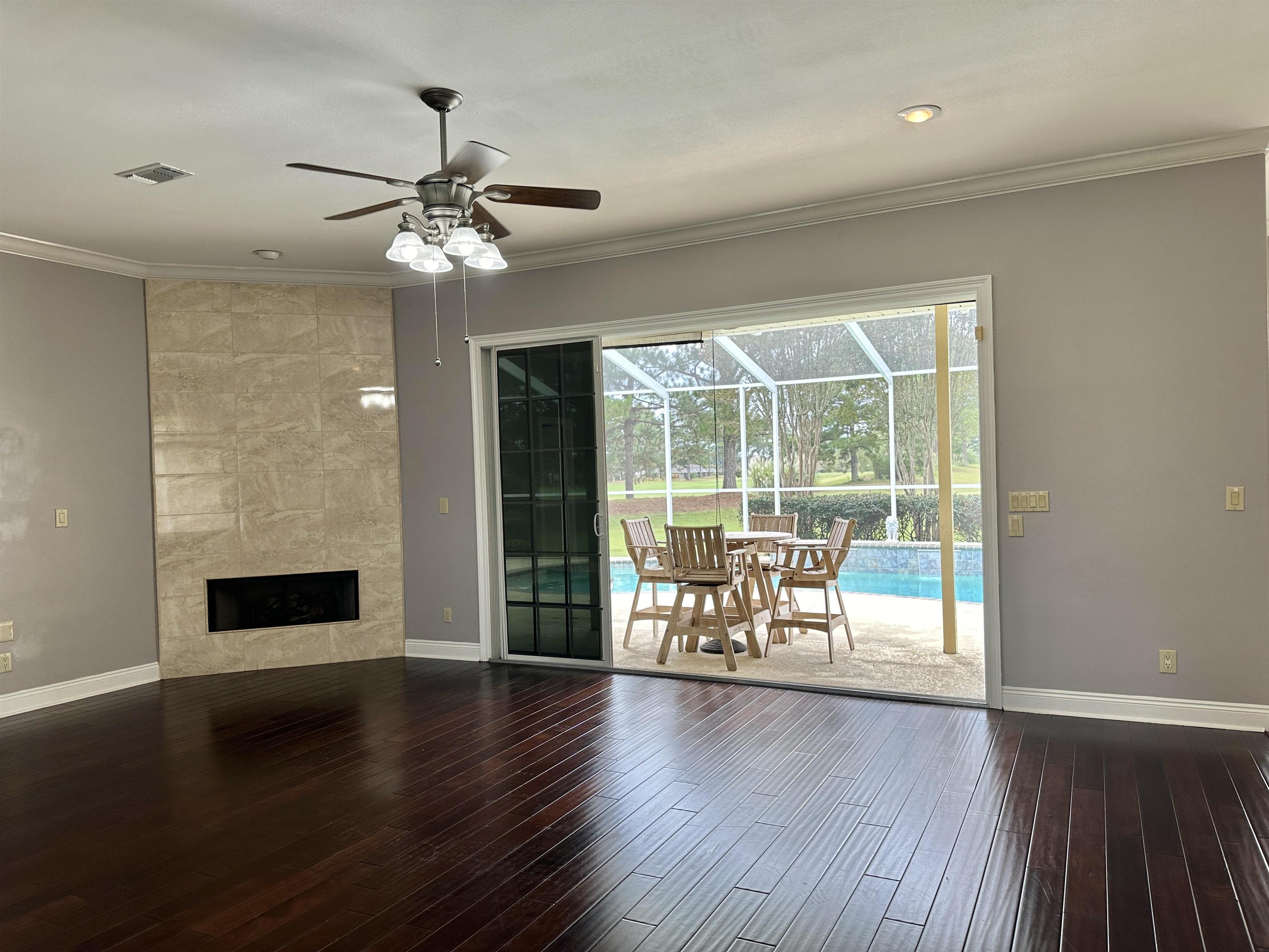 9593 Dornock Lane Foley, AL 36535 - Photo 21 of 40 Living Room