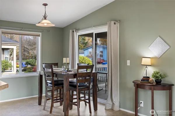 $150,000 | 15302 122nd Ave Court East, Unit 4, Puyallup, WA 98374