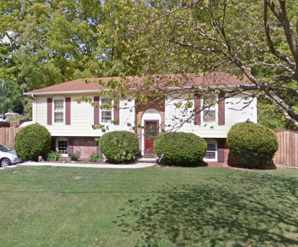 5804 Merriman Road Roanoke, VA 24018 - Photo 2 of 31 5804 Merriman Rd