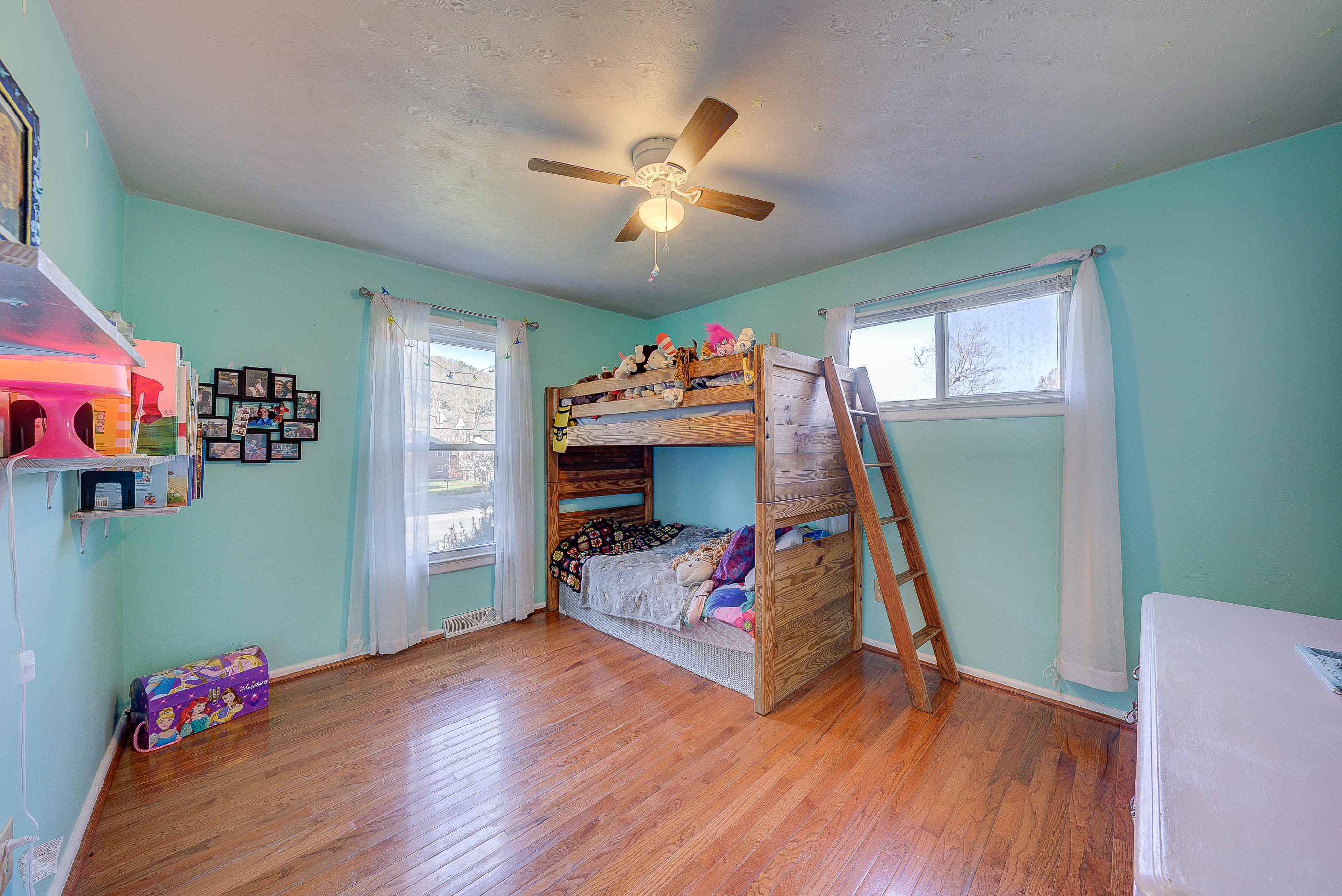 5804 Merriman Road Roanoke, VA 24018 - Photo 13 of 31 5804 Merriman Rd