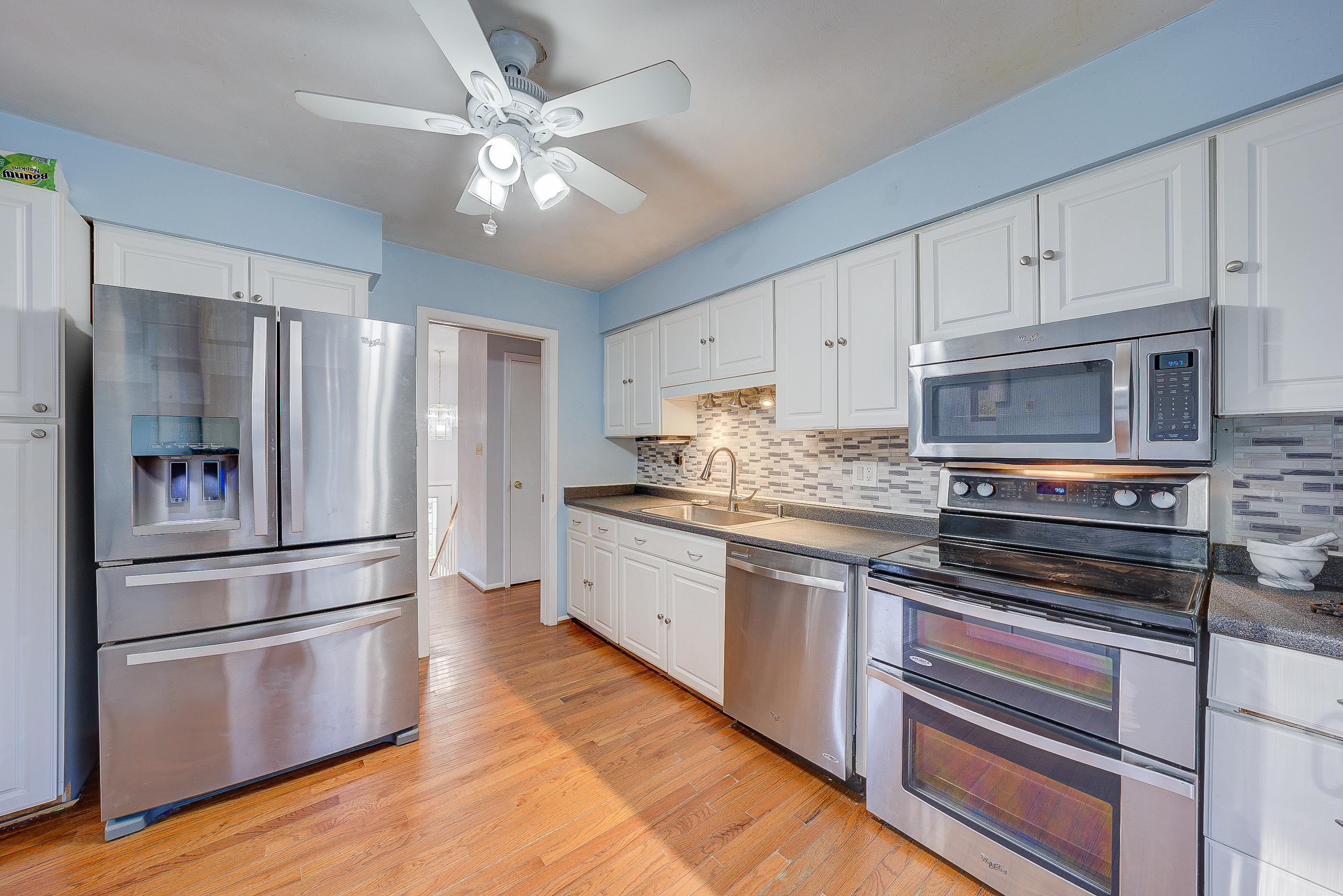 5804 Merriman Road Roanoke, VA 24018 - Photo 8 of 31 5804 Merriman Rd